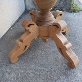 Solid wood pedestal table