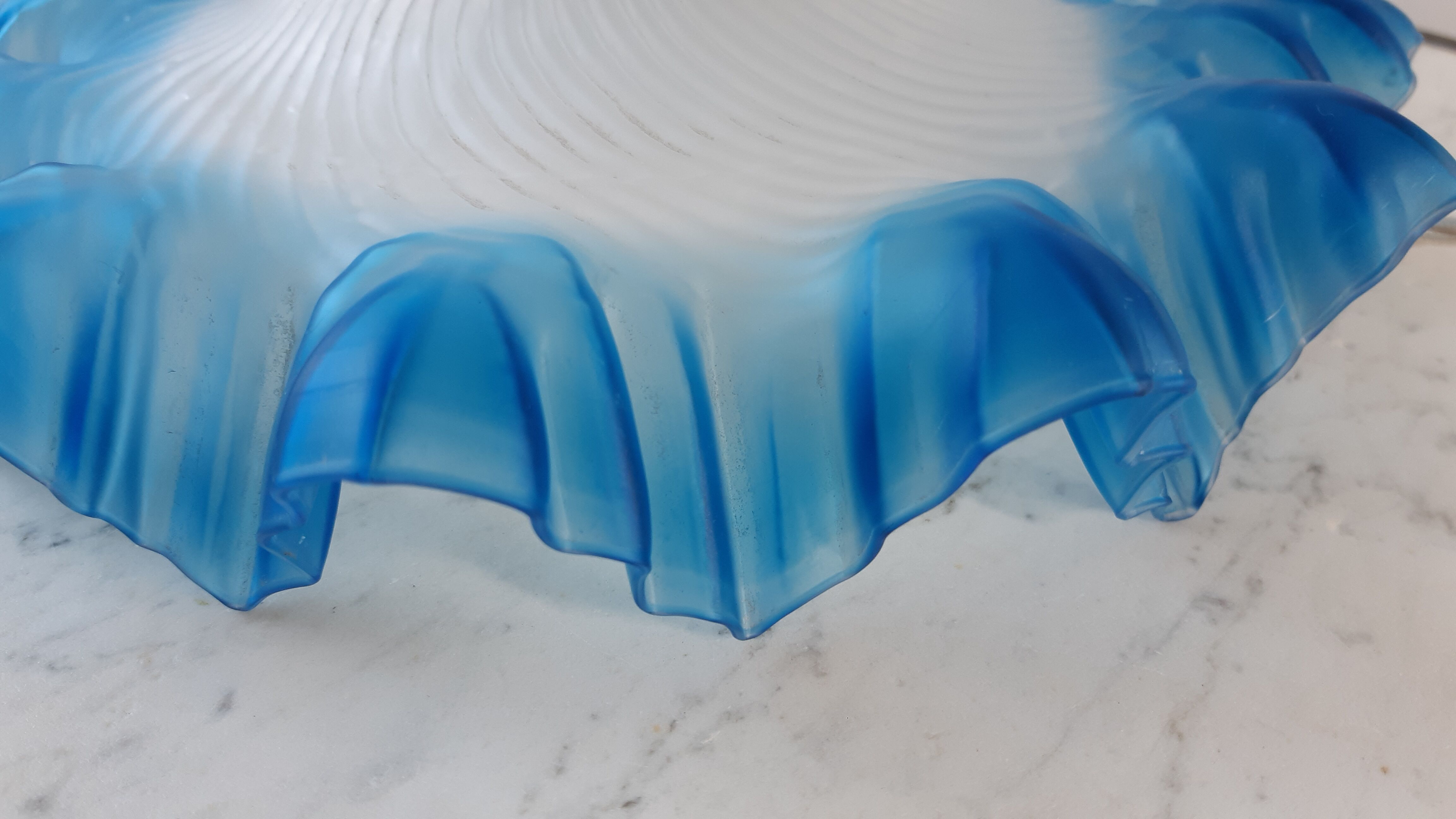 Serrated suspension in blue glass years 50-60