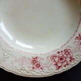 Sarreguemines earthenware plate decorated with flowers