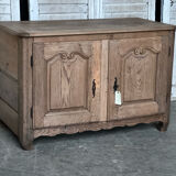 Rustic buffet