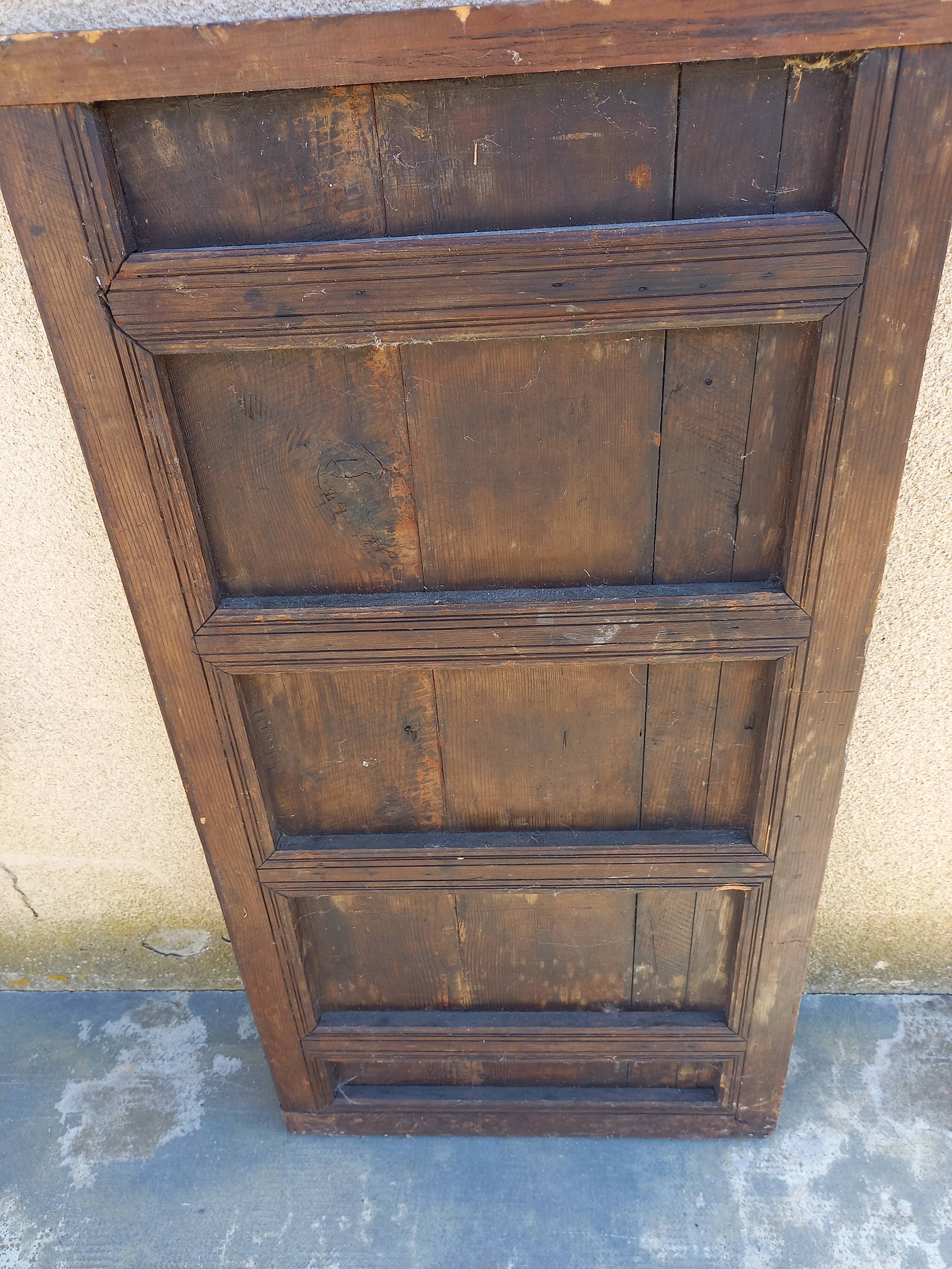 Panneau de bois sculpté ancien