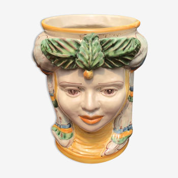 Cache pot anthropomorphe en majolique traditionnelle de Caltagirone