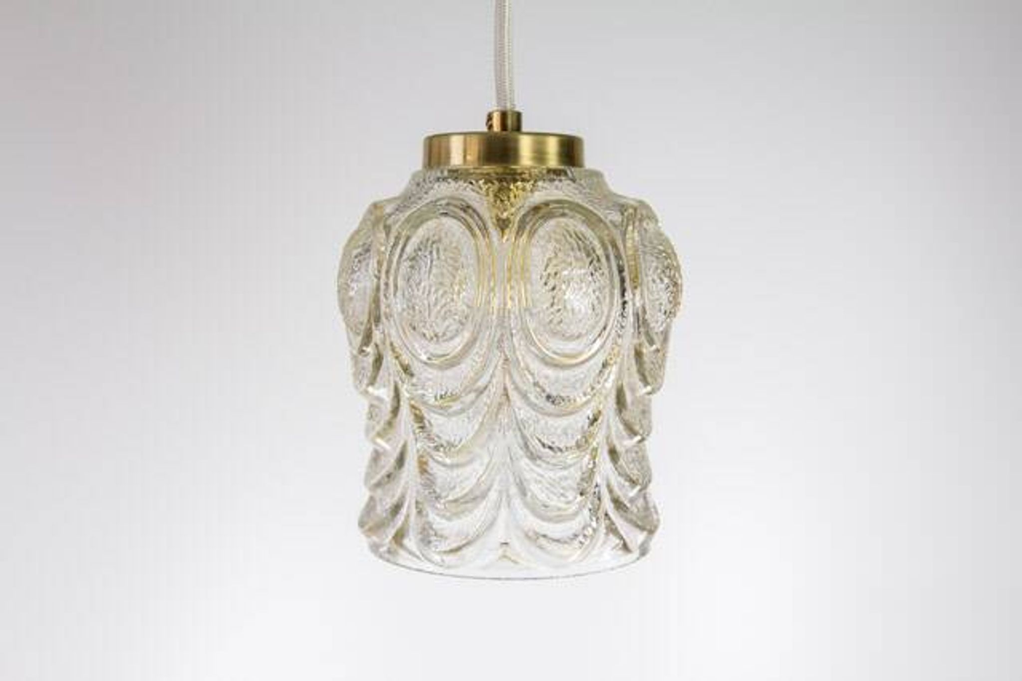 Jugošik (Yugochic) vintage crystal clear pendant lamp