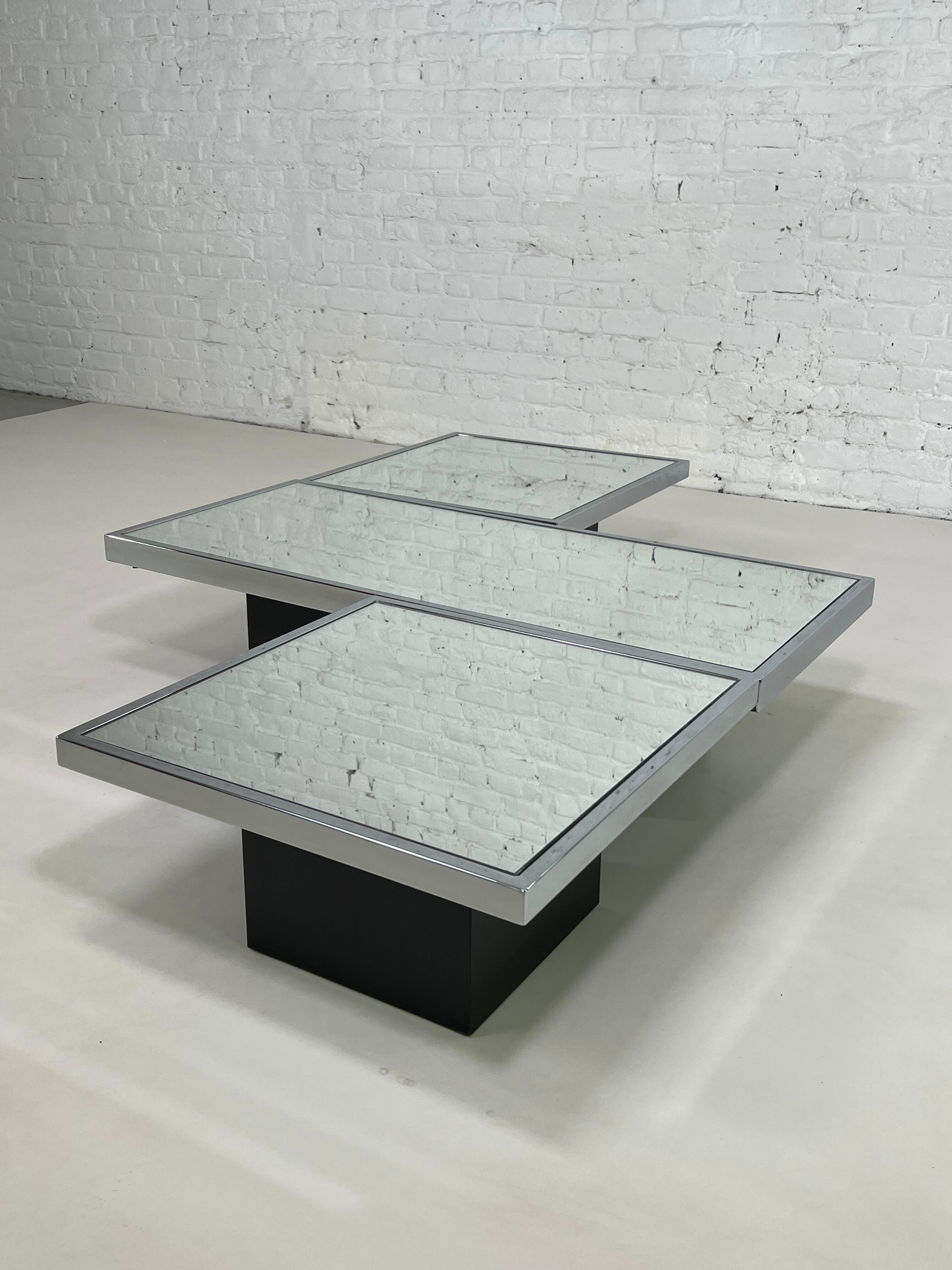 Trio of square and rectangular coffee tables 60s - 70s for Cidue