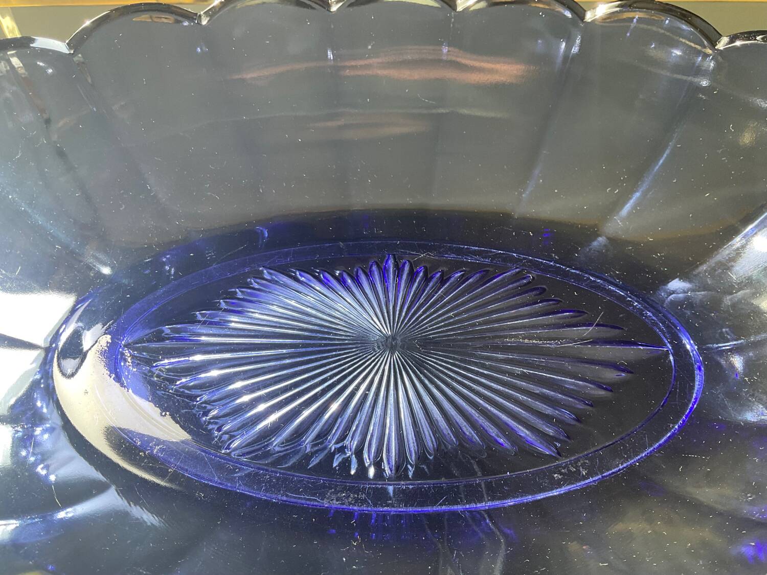 Val Saint Lambert cup in purple glass