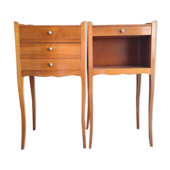 2 bedside tables