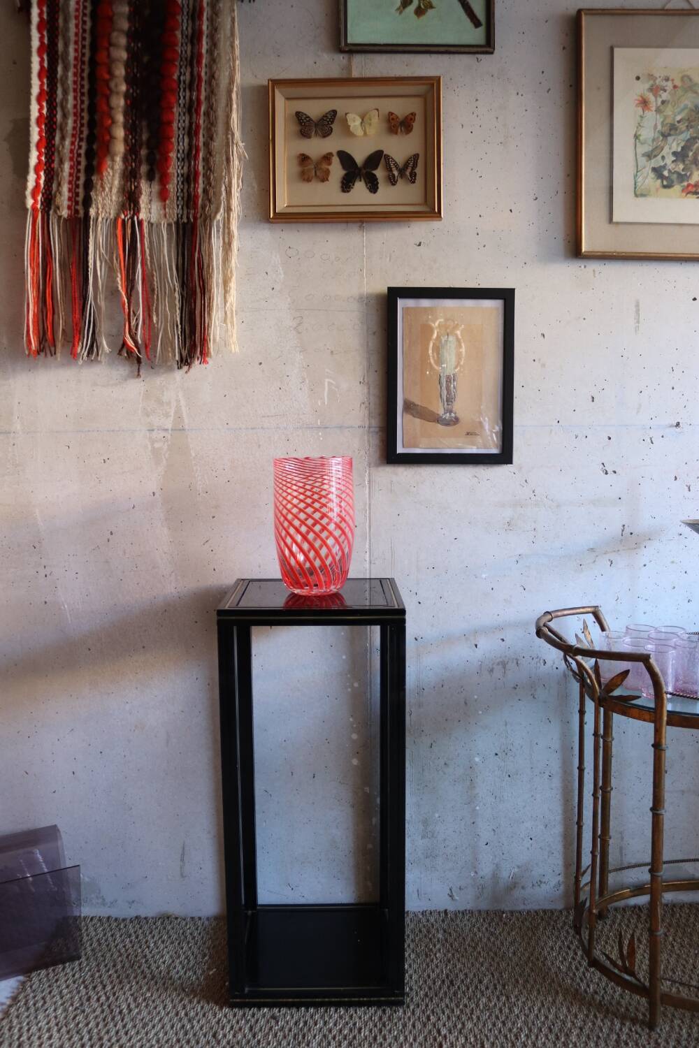 Black pedestal table Pierre Vandel 80s/90s