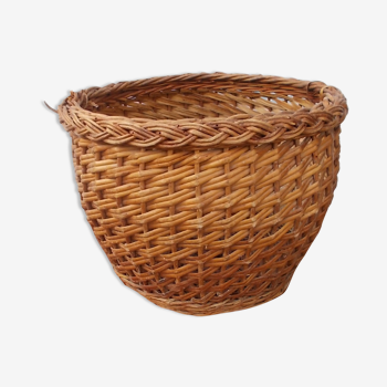 Wicker pot cover