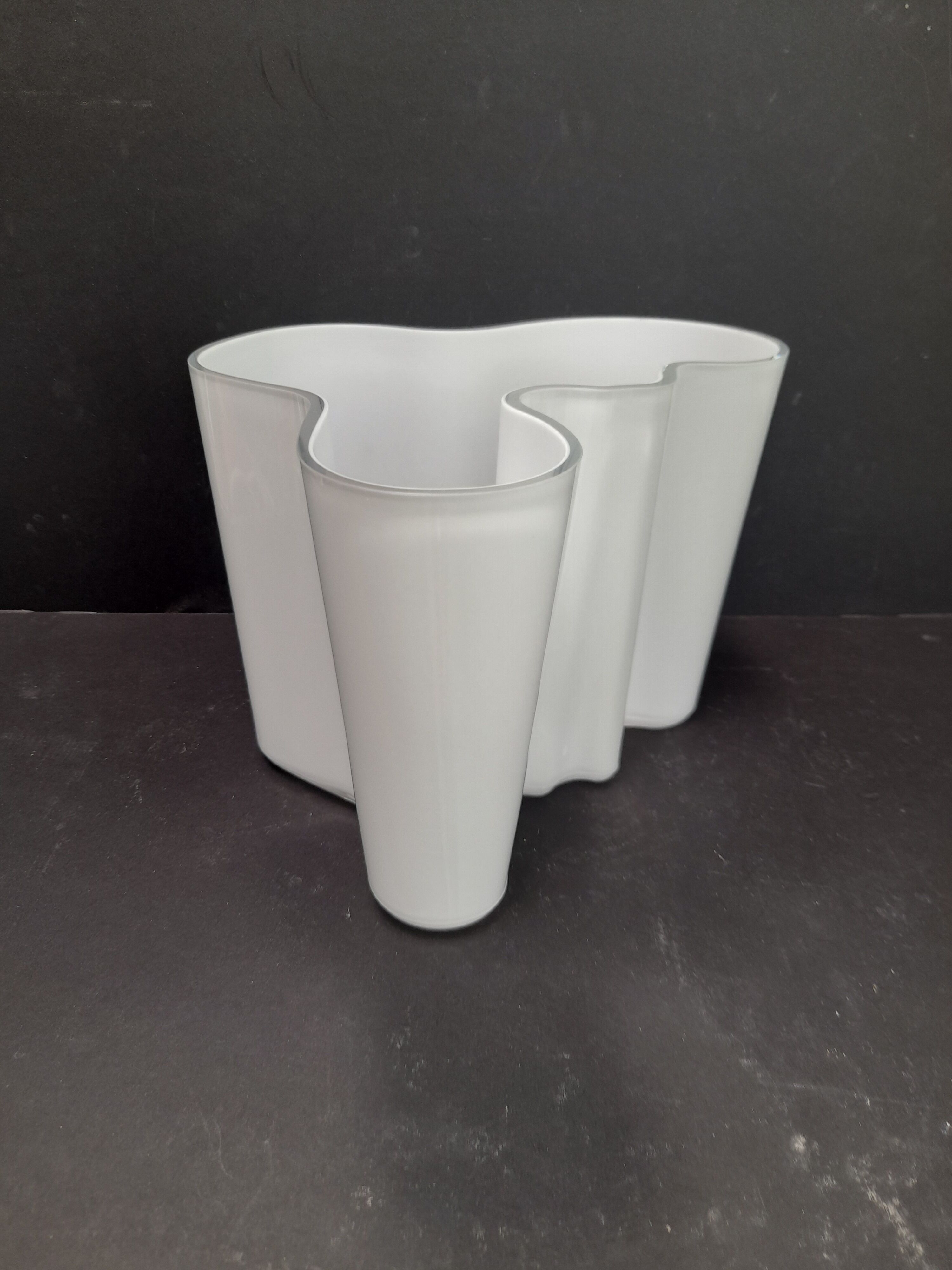 Large Savoy vase by Alvar Aalto for Iittala