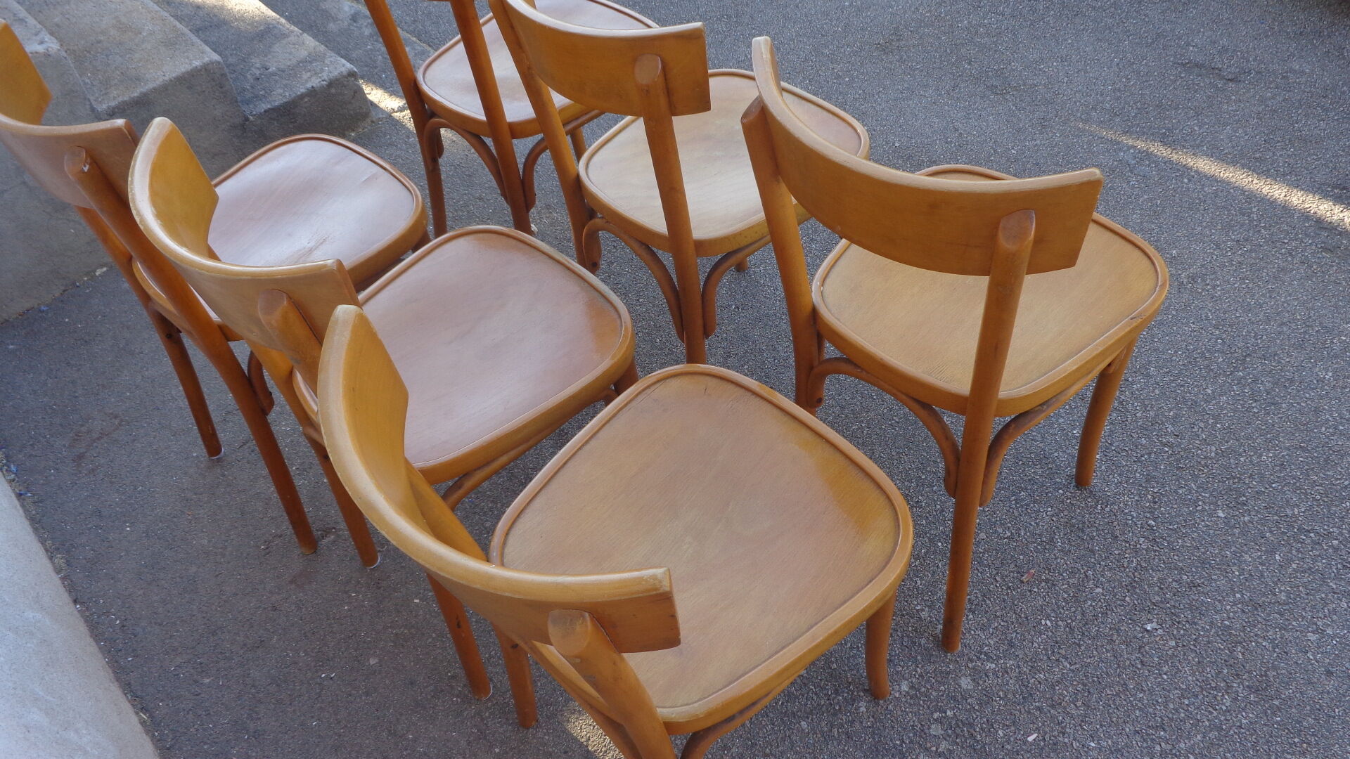 Set of 6 varnished bistro chairs