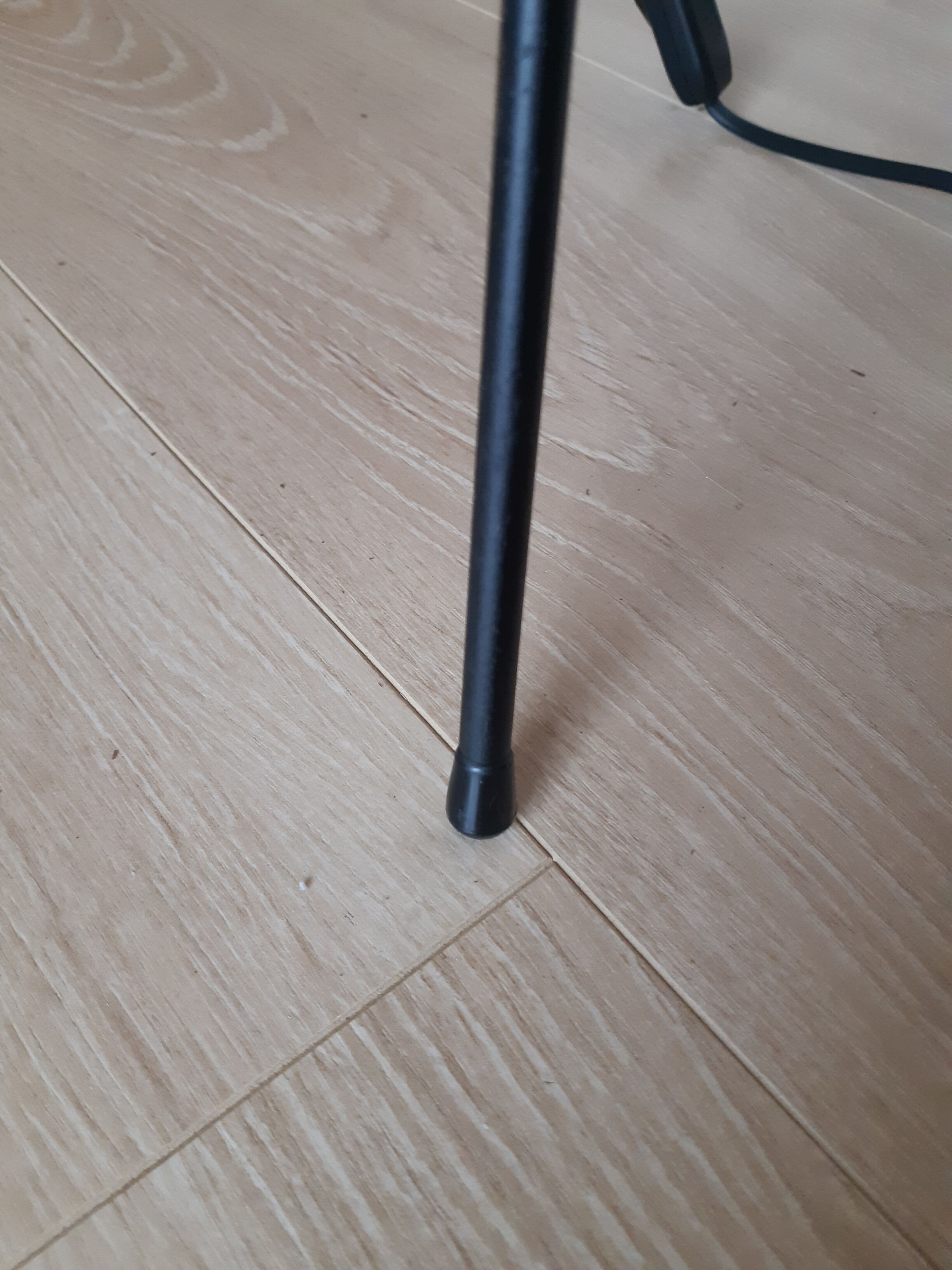 Black tripod floor lamp, magazine holder with scoubidou , vintage , 50s