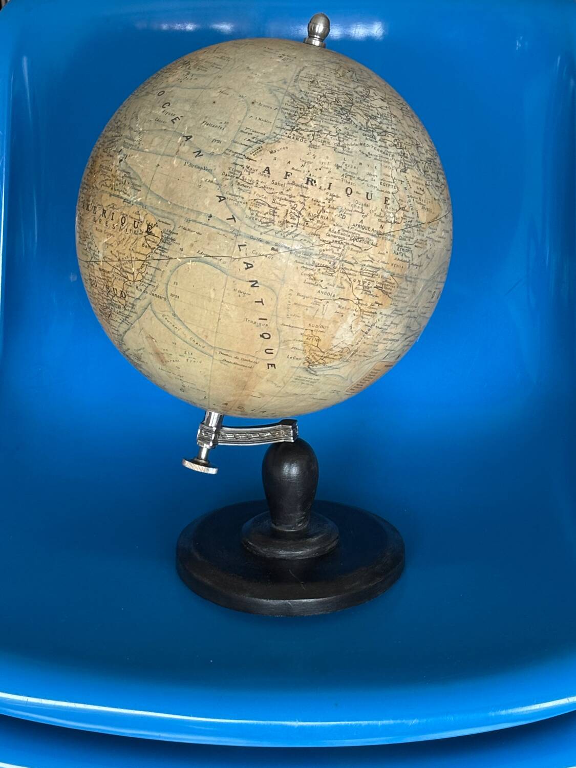 Terrestrial globe World map J. Forest, Girard and Barrere Paris 19th