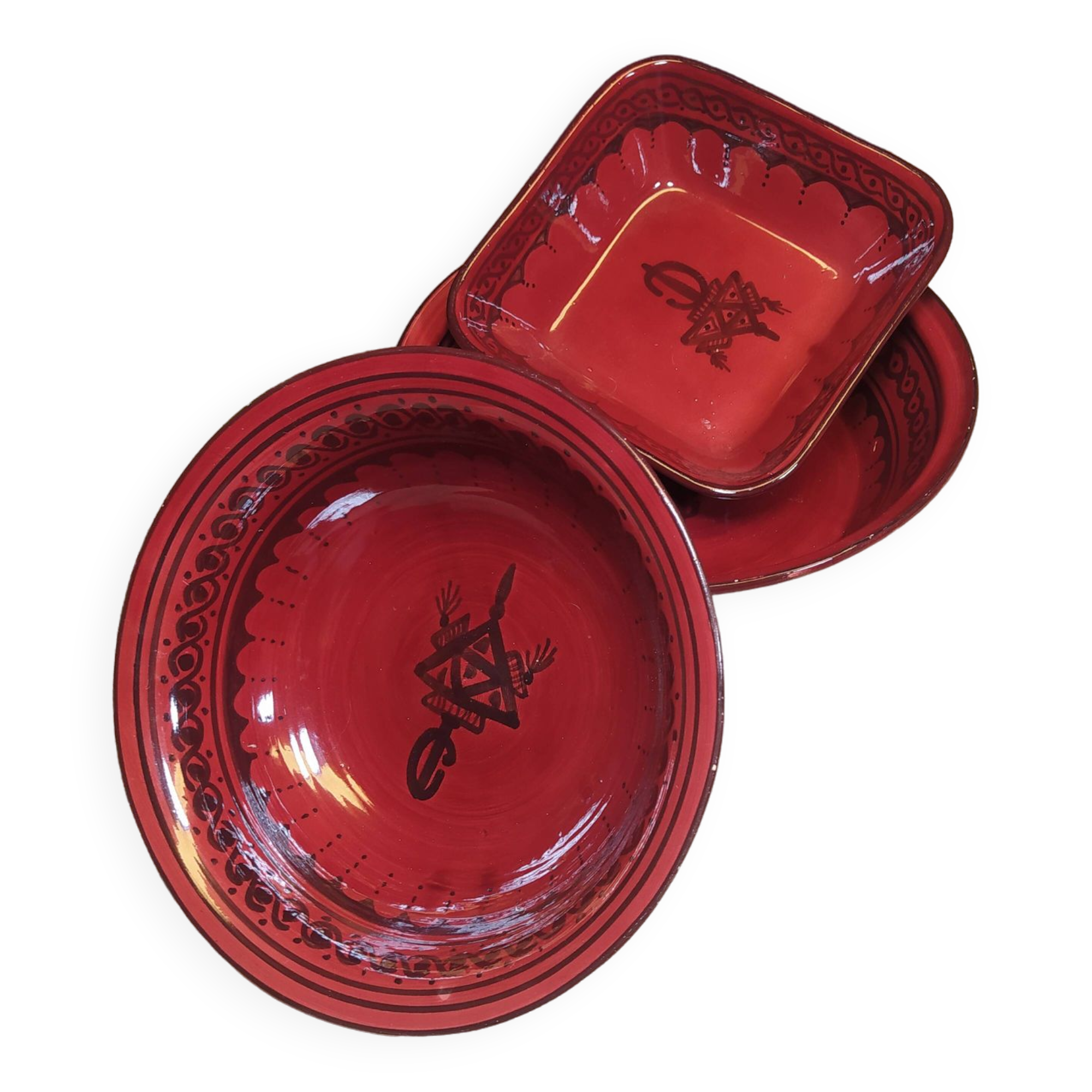 Set of 3 red salad bowls