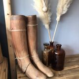 Old booted booted boots