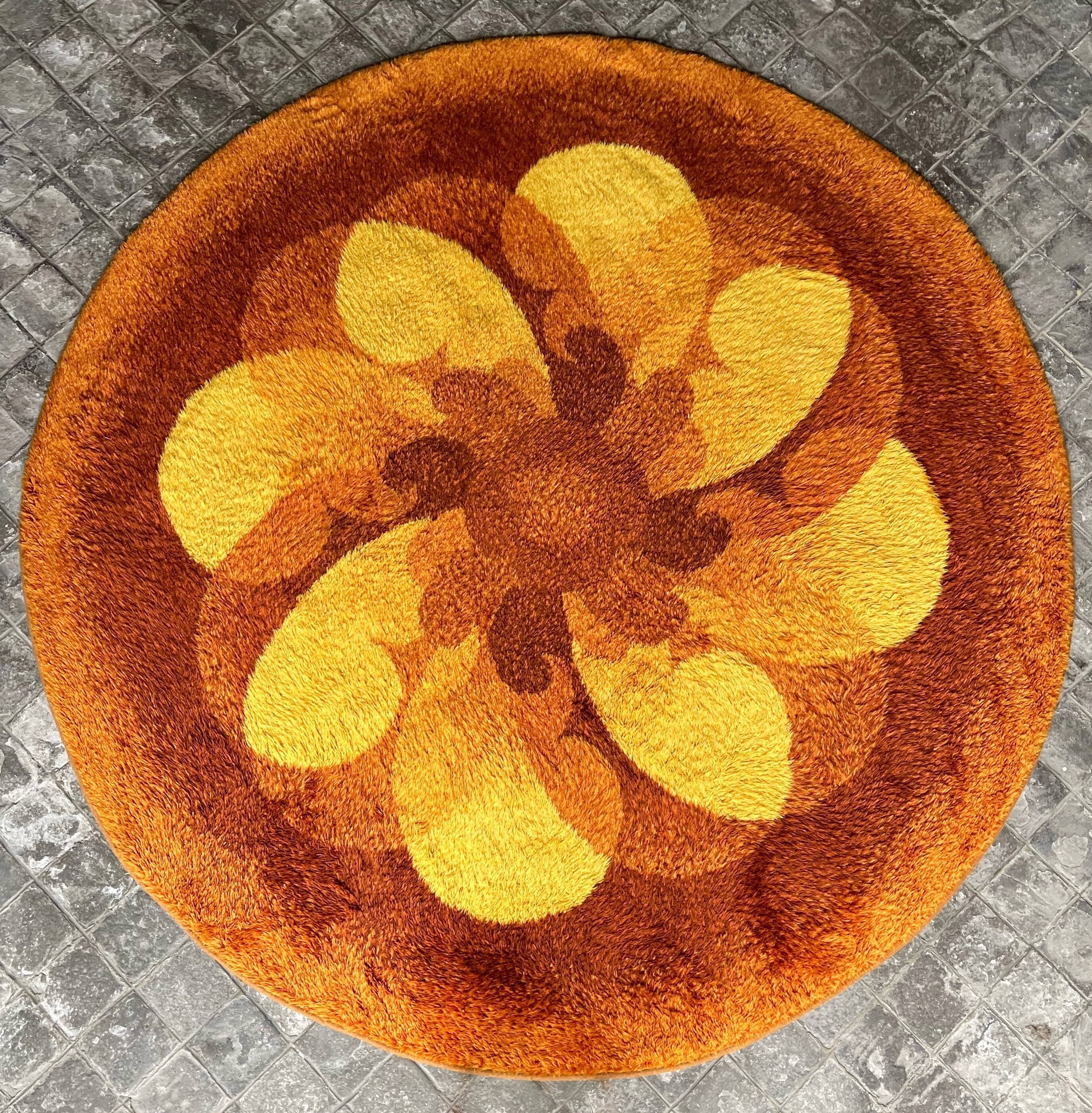 Vintage rug round psyche wool orange 70's