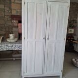 1950s Parisian wardrobe