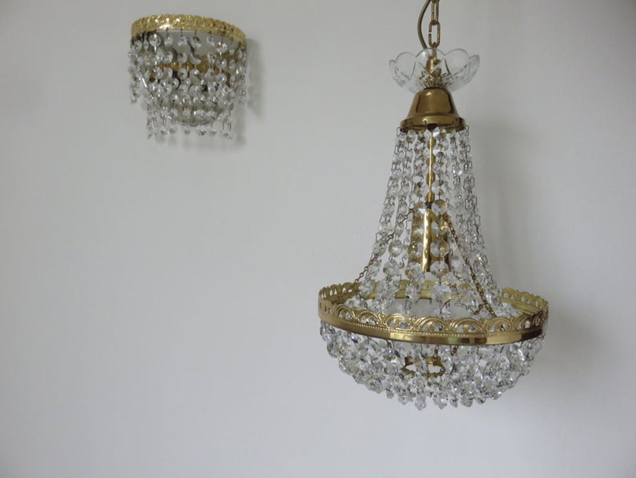 "Hot air balloon" chandelier with Deknudt stamps, 40s