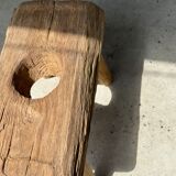 Side table in blond teak openwork tray