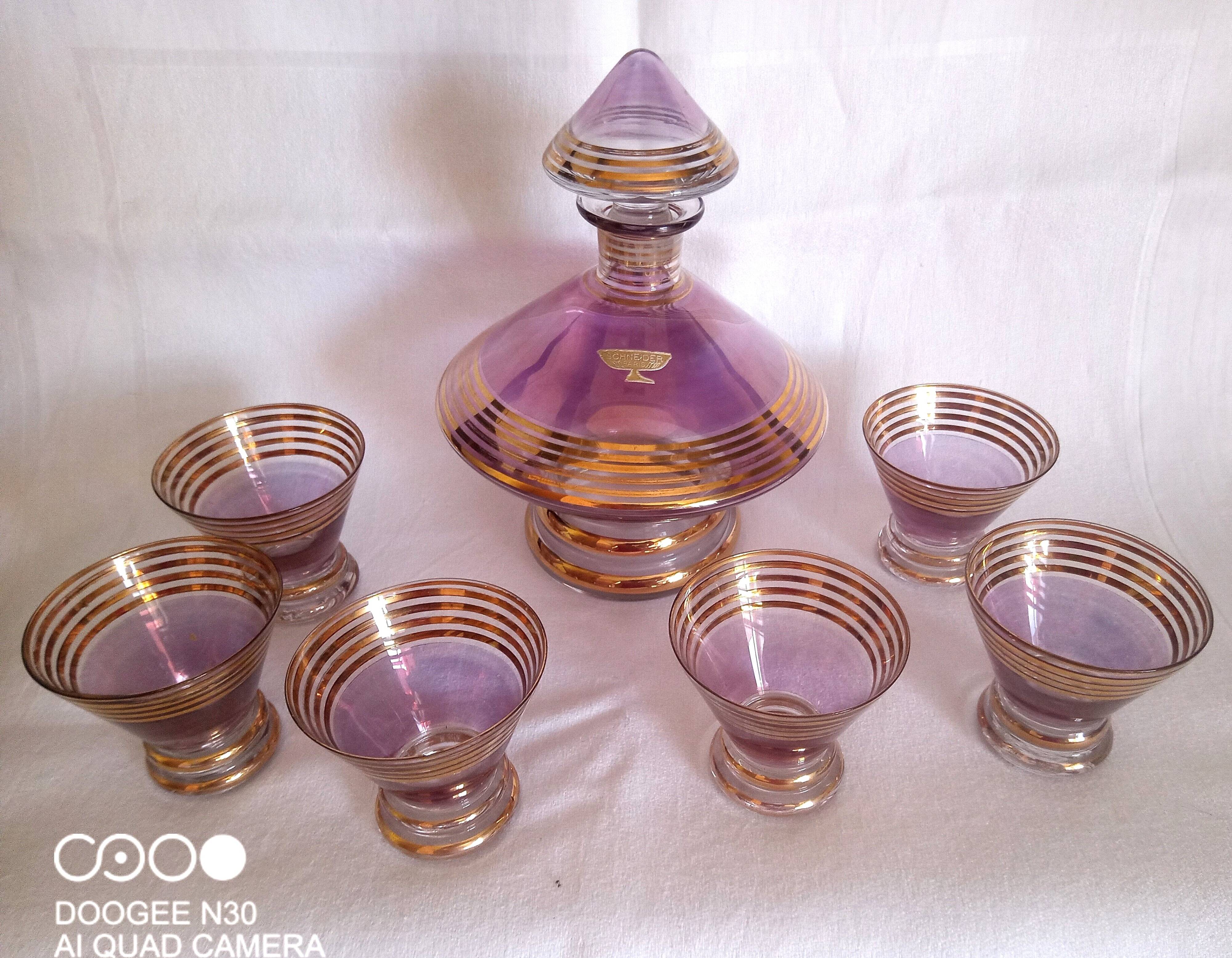 Schneider, Paris - Art Deco liqueur service in lilac tinted glass