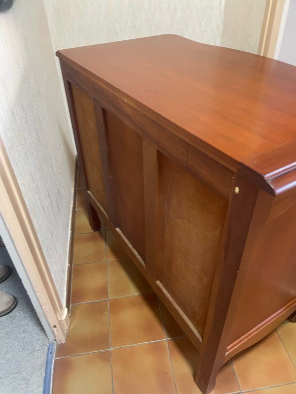 Commode style Louis XV