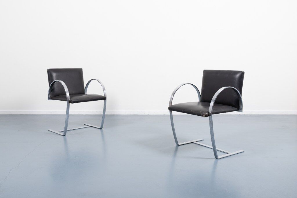 Pair of sculptural Italian chairs from the 1970s