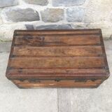 Travel trunk 1900 leather and wood