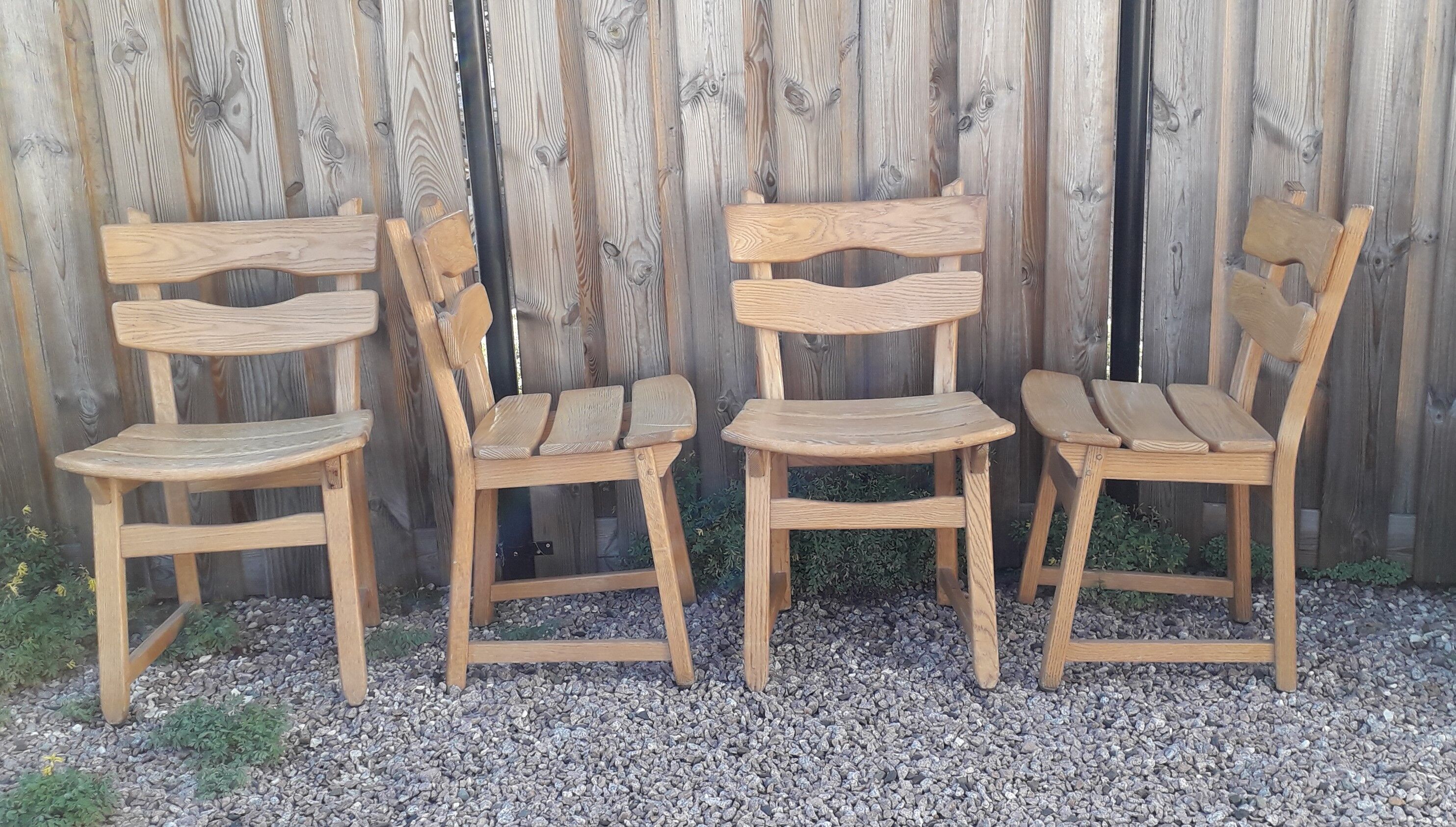 Set of 4 oak chairs