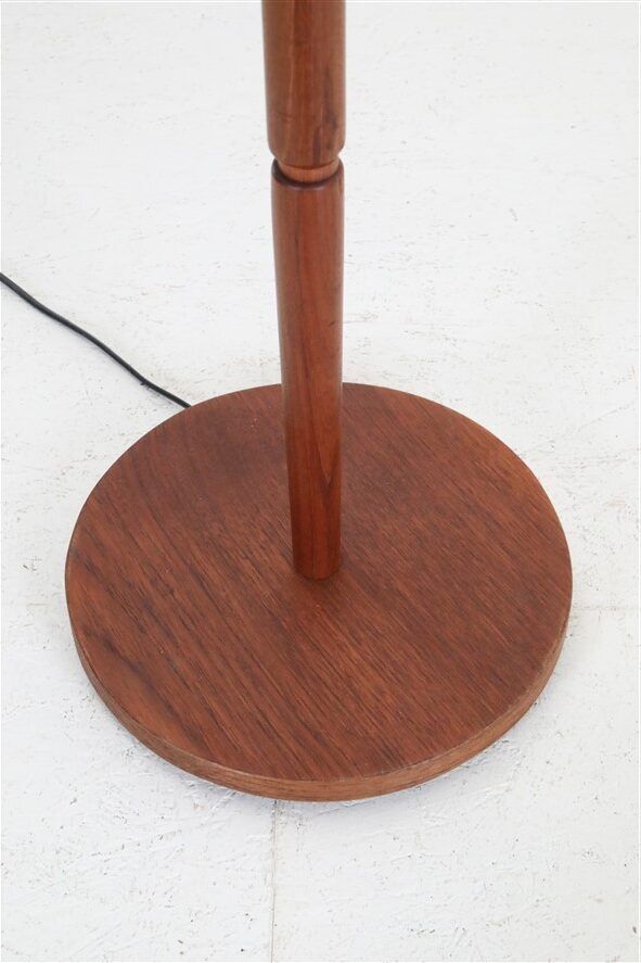 Mid-century teak floor lamp / Danish modern design / 1960s