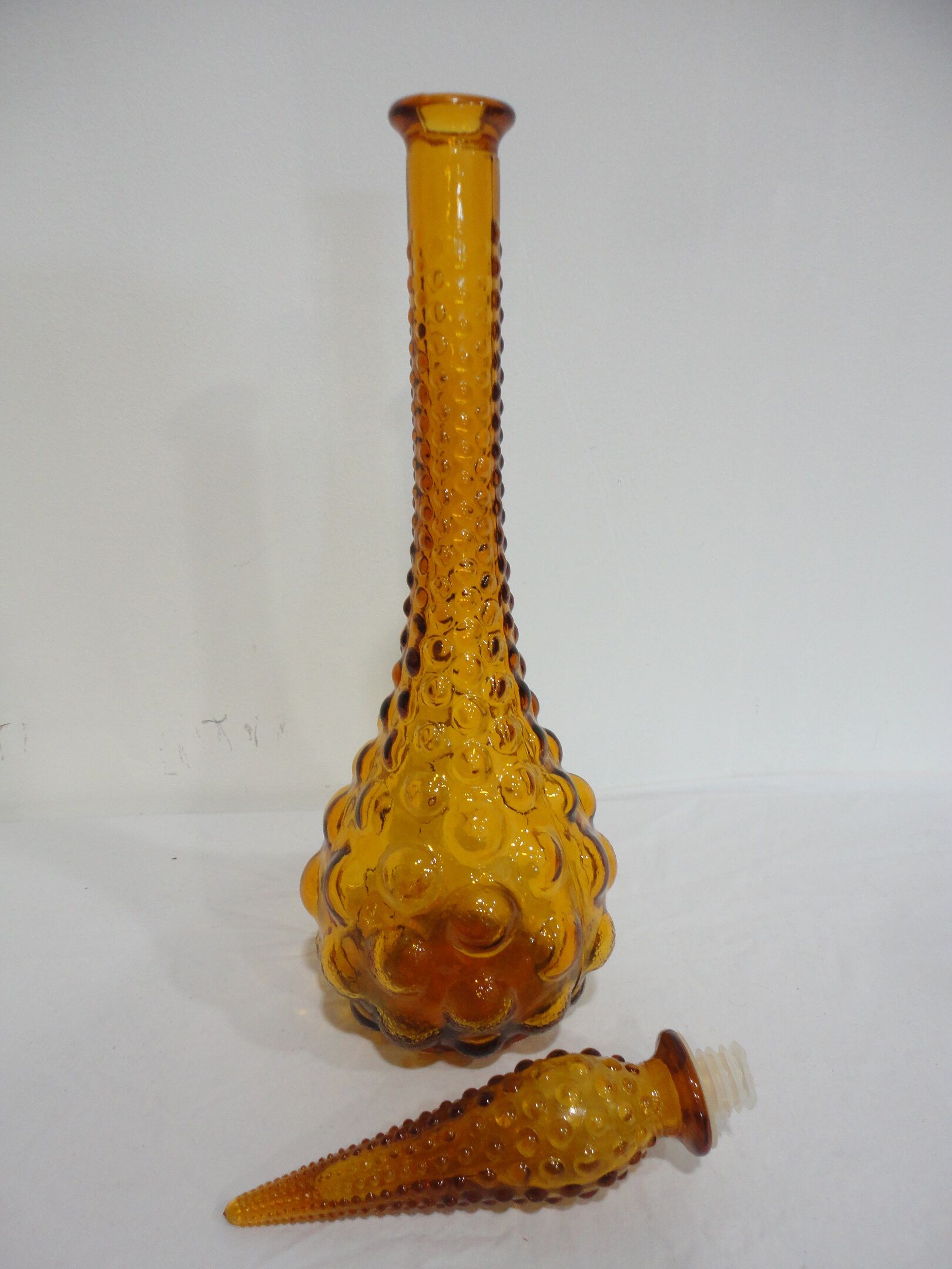 Yellow glass "bubbles" carafe