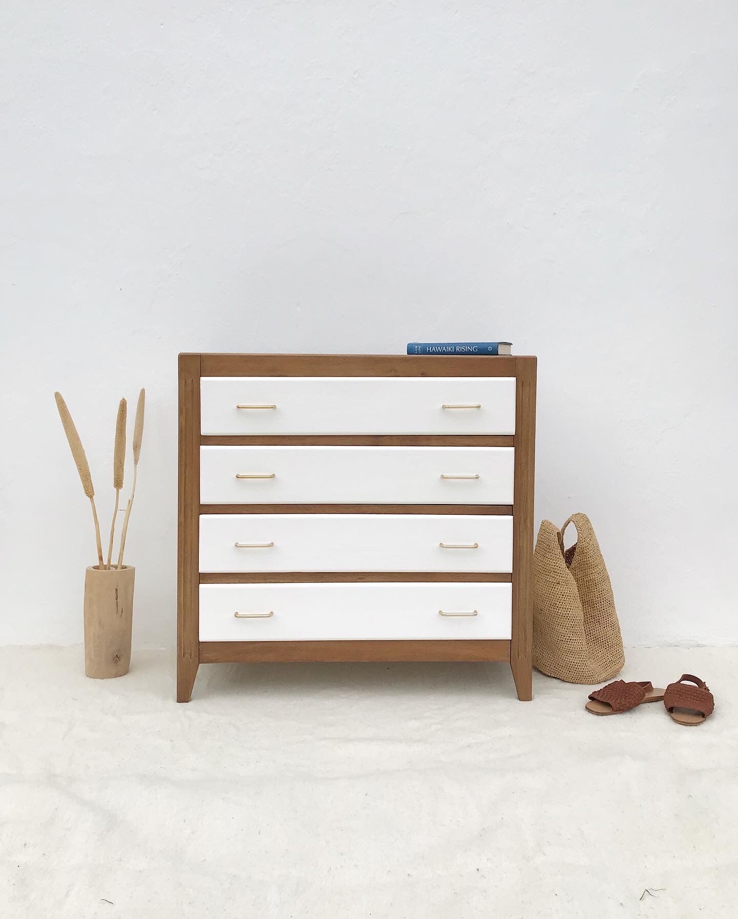 Vintage chest of drawers