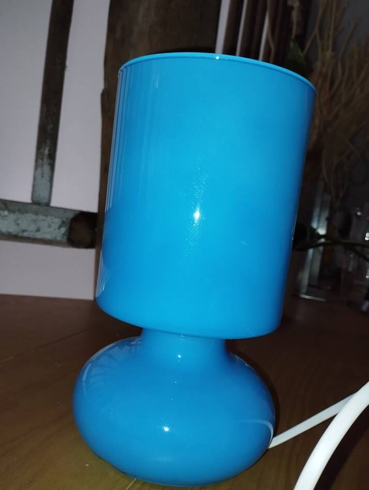 Lampe Lykta bleue vintage éditée par IKEA