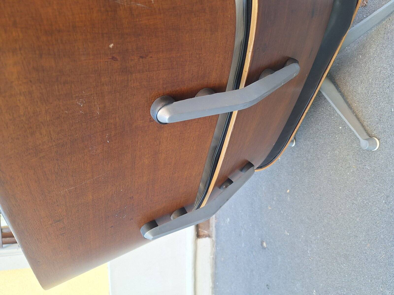 Vintage Lounge Chair in Black Leather by Charles Eames and Ray Eames for Herman Miller, 1960s