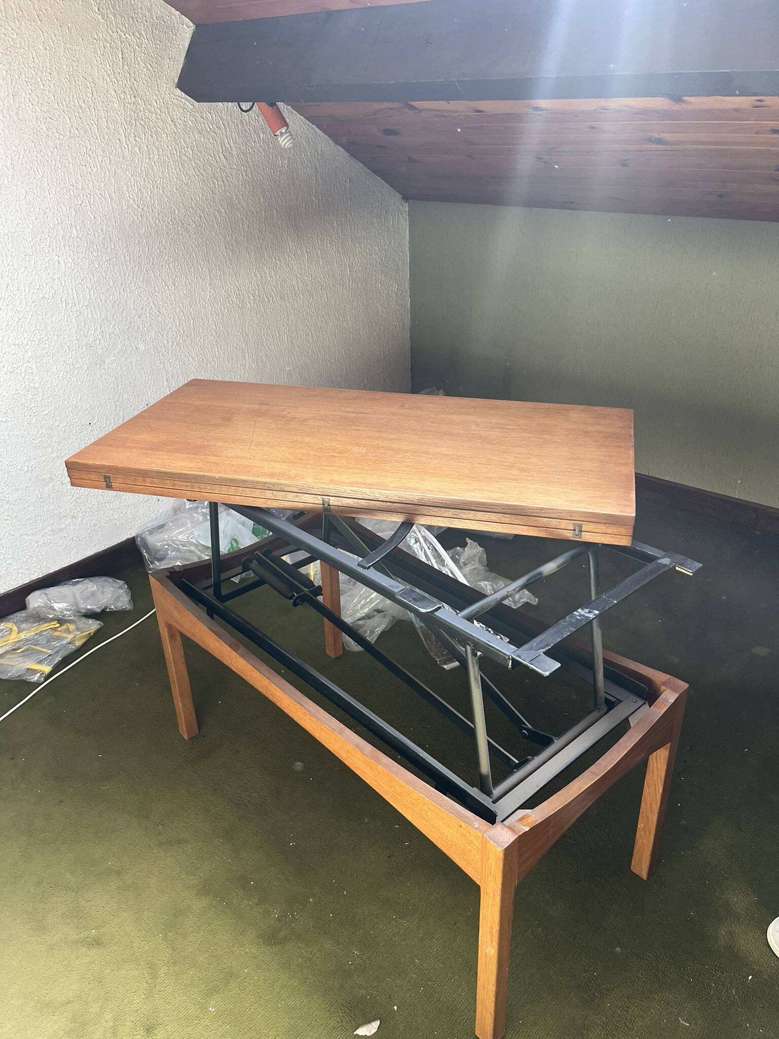 folding wallet table