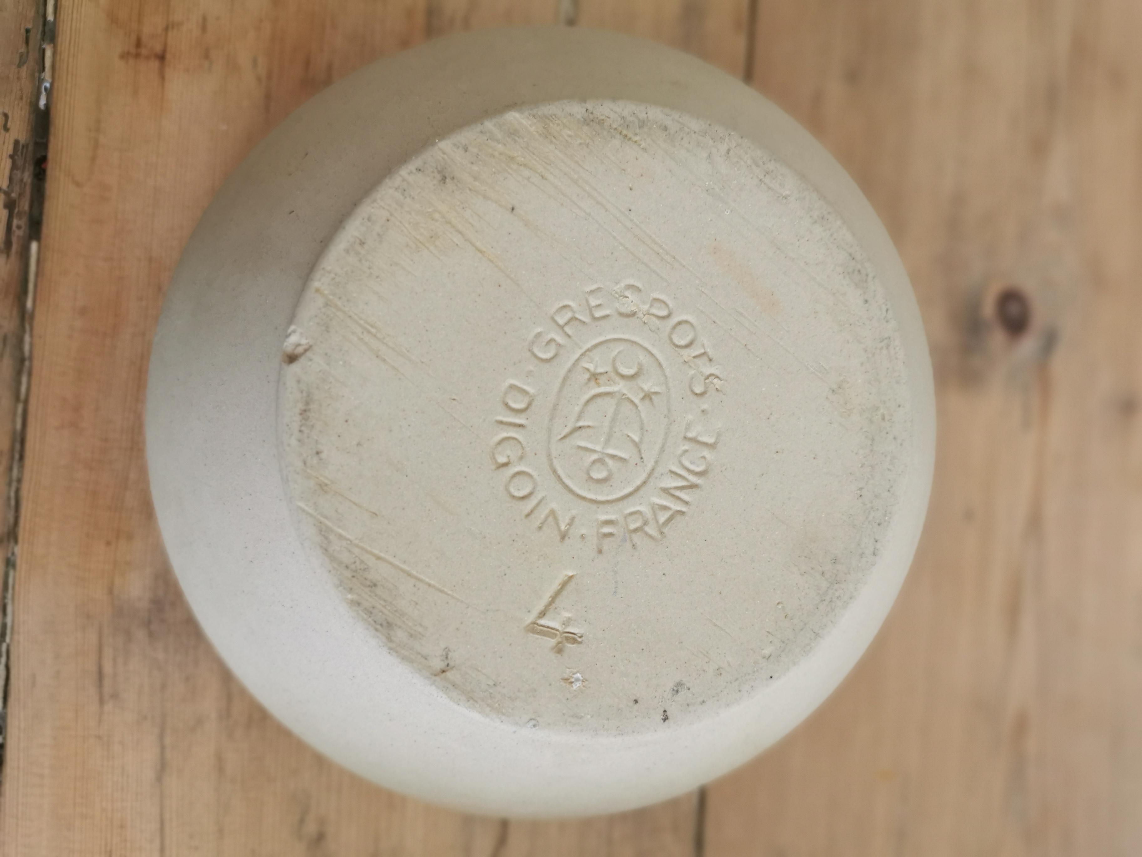 Enameled stoneware salad bowl