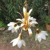 Lustre laiton et fleurs en pétales de nacre
