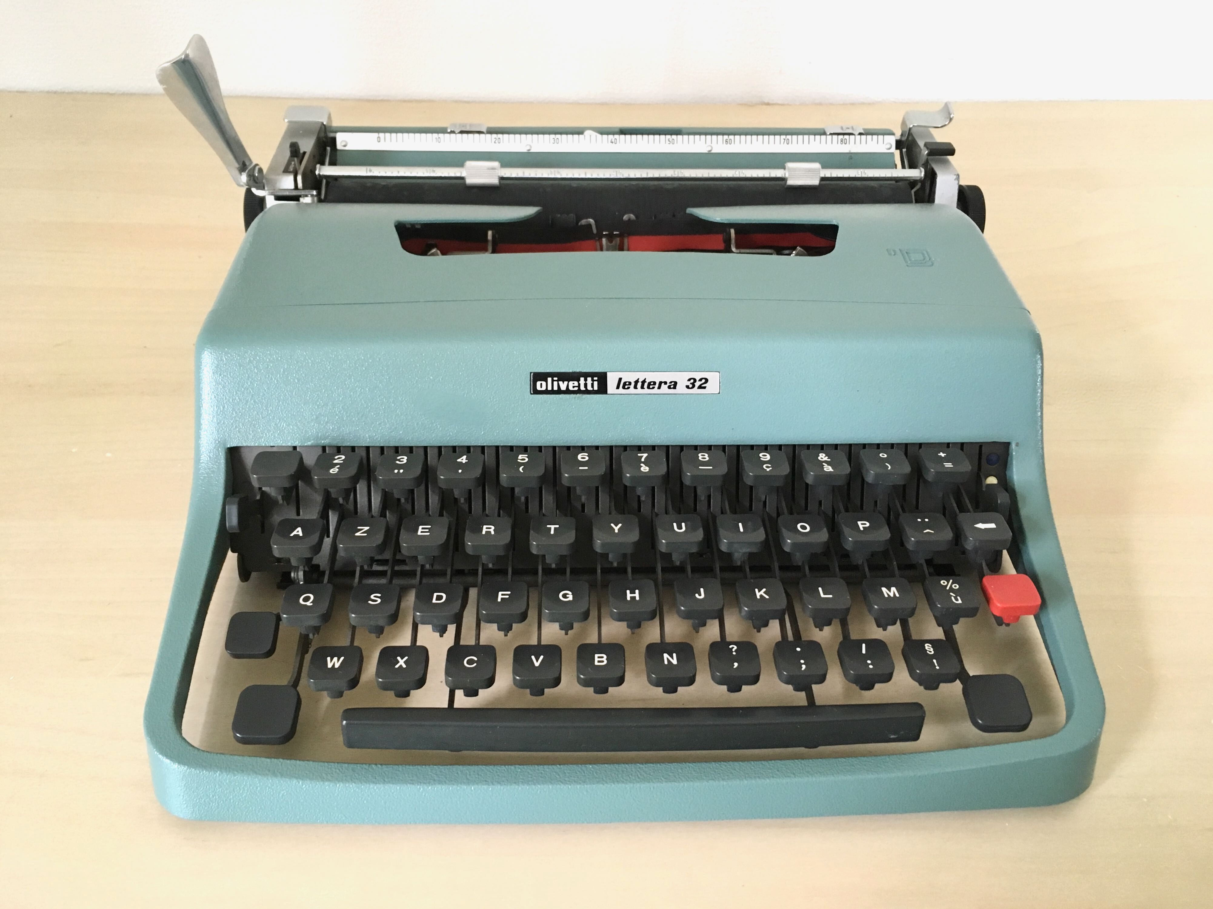 Olivetti Lettera Typewriter 32 60s