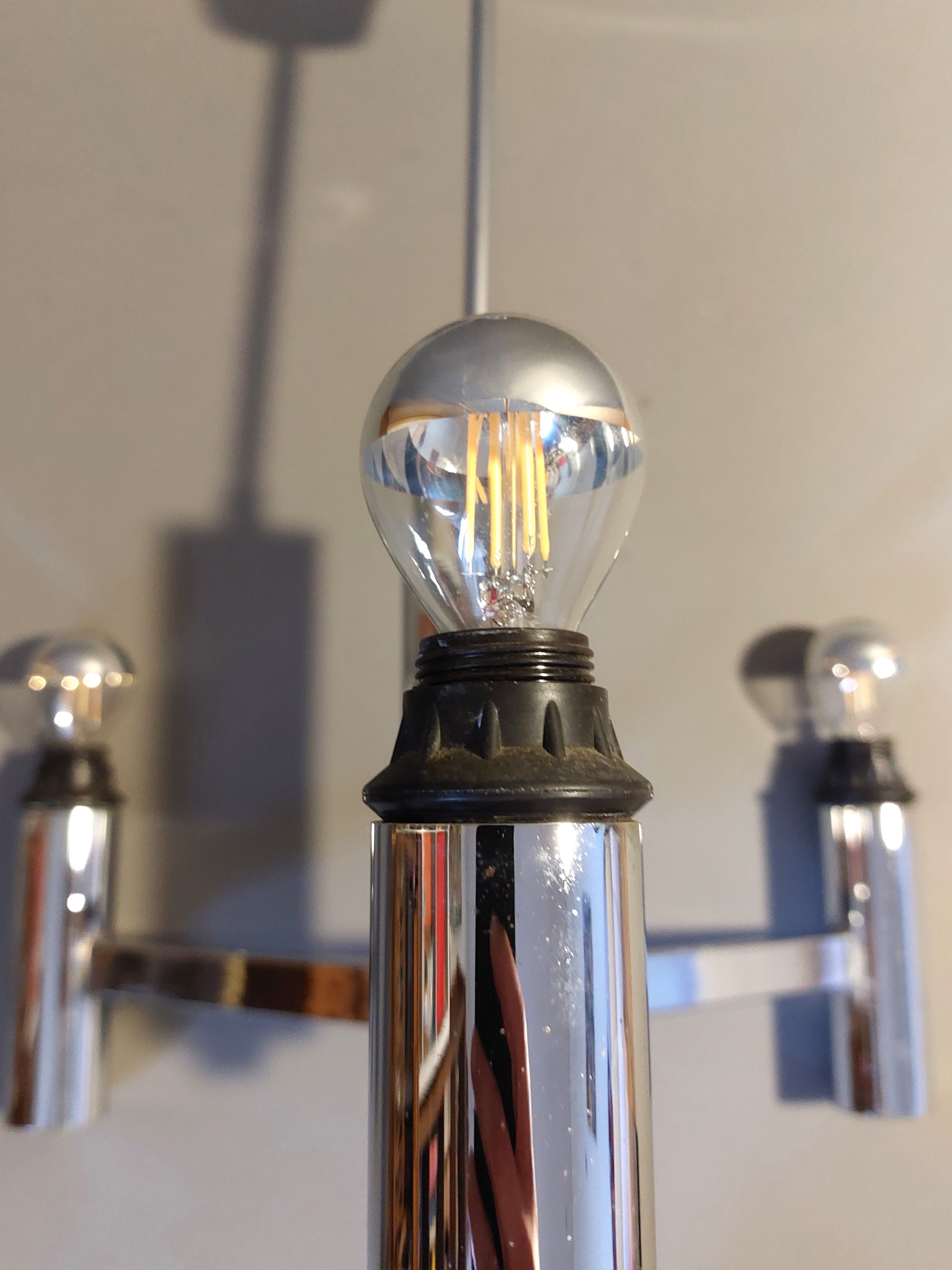 Italian chandelier 1970 with three lights.