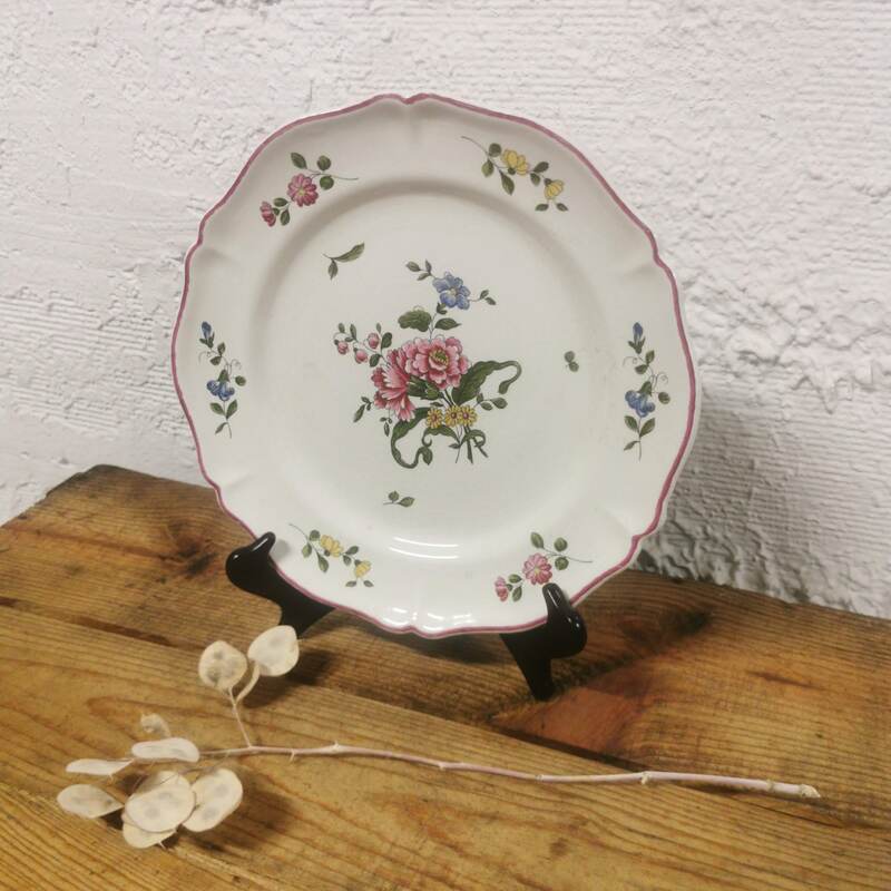 Round dish "Old Saint Amand"