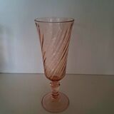8 Rosaline Luminarc champagne flutes from the 1970s.