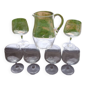 6 verres à eau et pichet