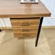 Bureau vintage pieds métal noir