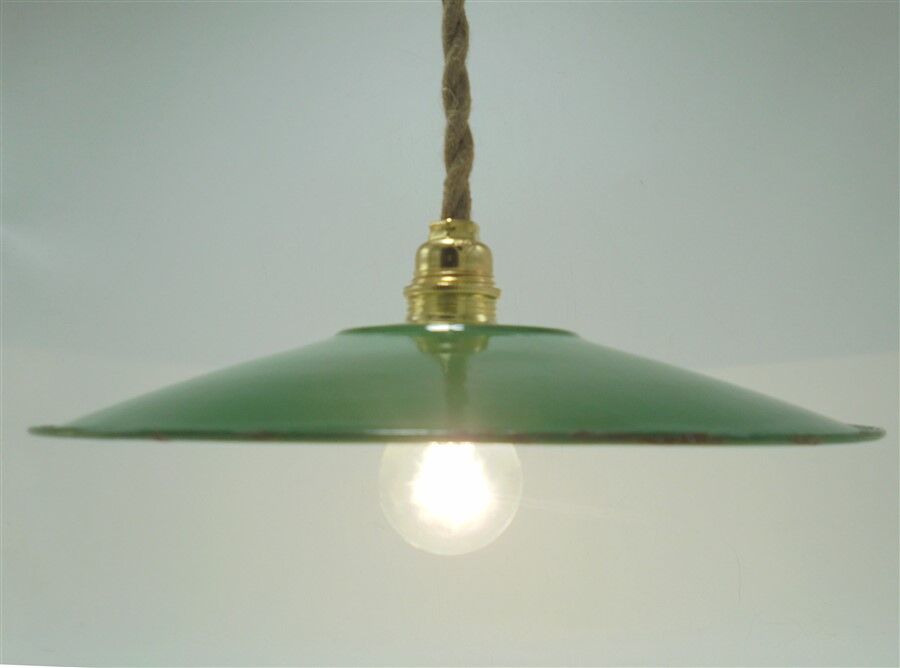 Enamelled sheet metal suspension