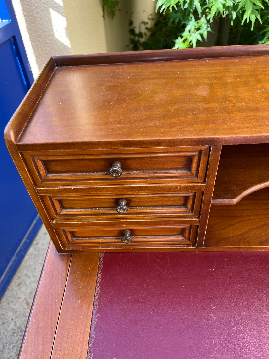 Small office old happiness of the day