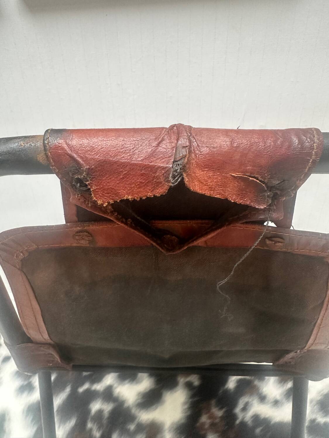 8 "Les Arcs" chairs by Charlotte Perriand - Vintage hotel branding