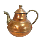 Théière en cuivre vintage