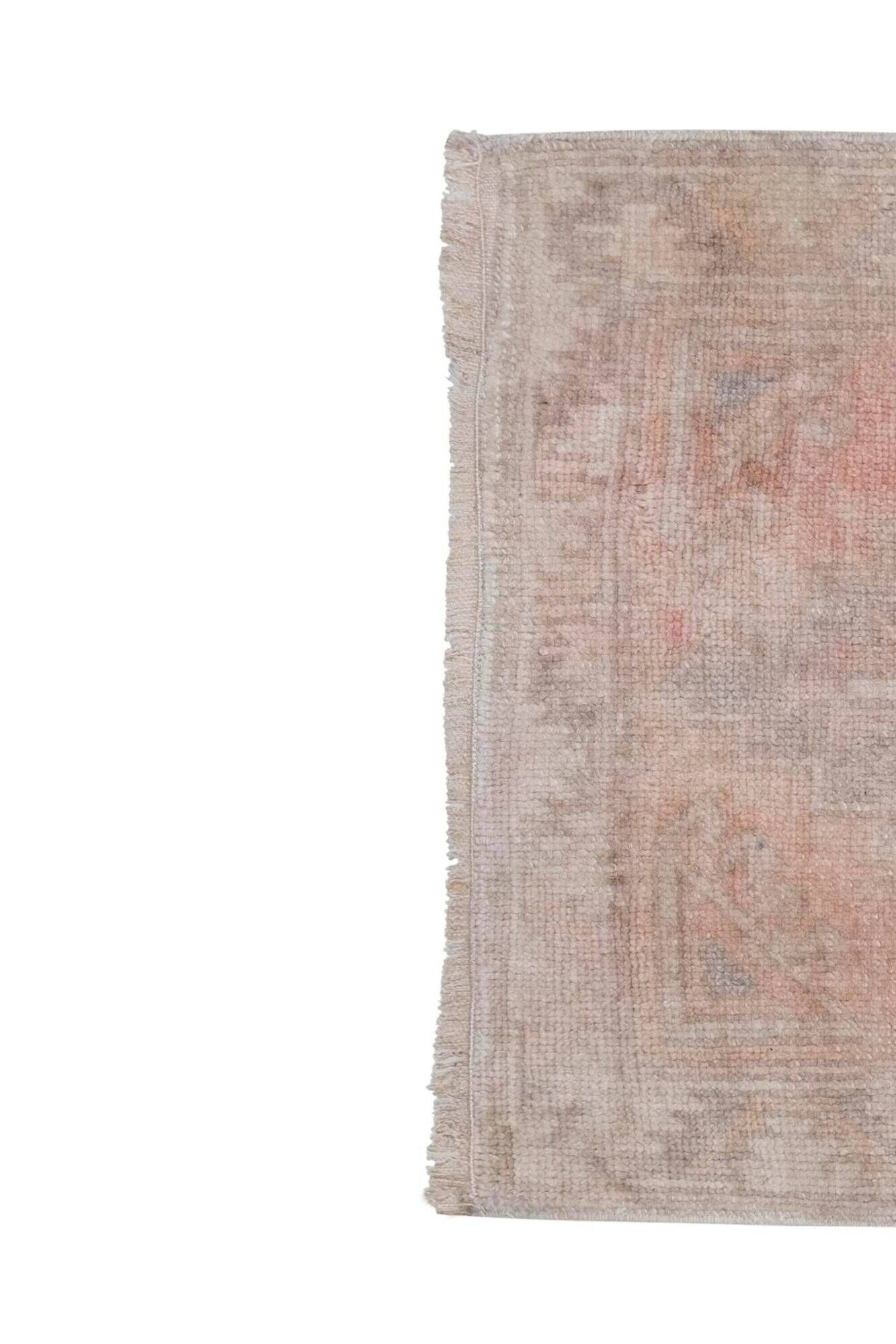 Vintage handmade Turkish rug 53x91 cm