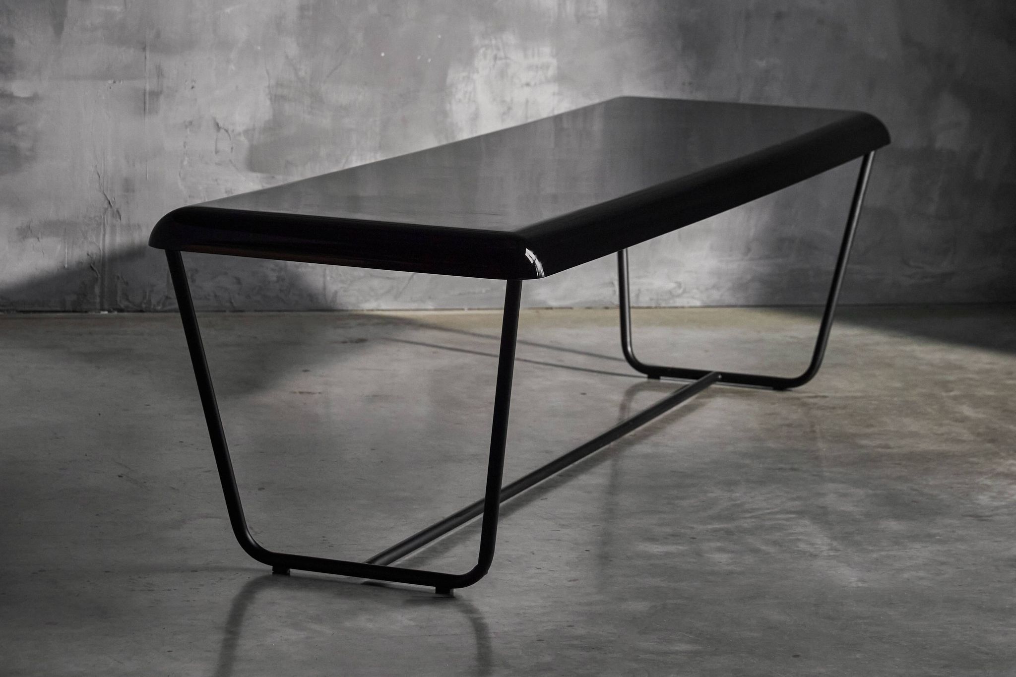 Table console DC204 par Vincenzo De Cotiis, Italie, 2006
