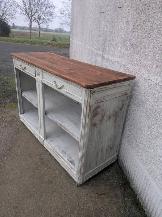 Buffet without a door, counter