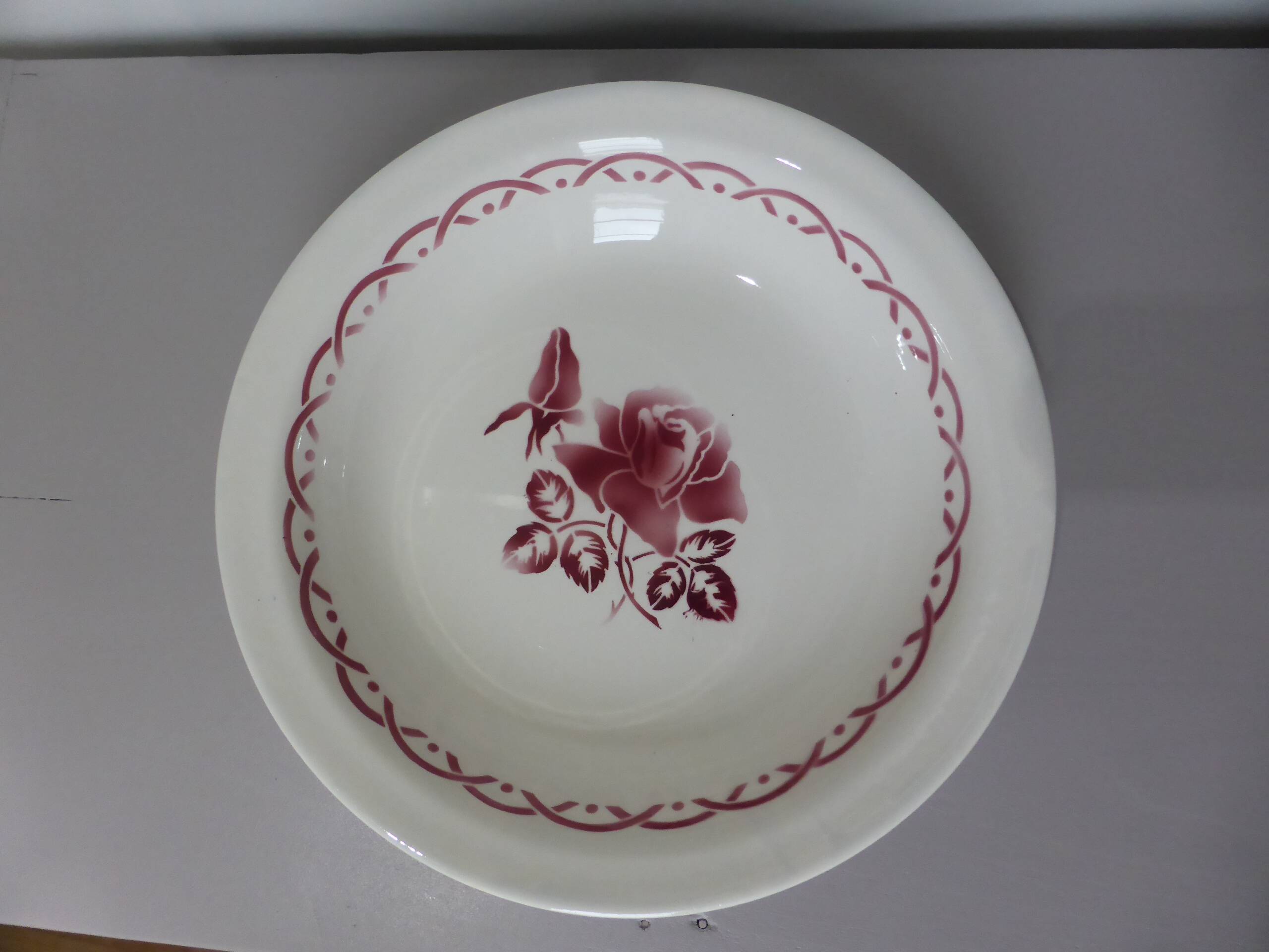 Vintage round hollow dish from Digoin Sarreguemines, Michel model 231109