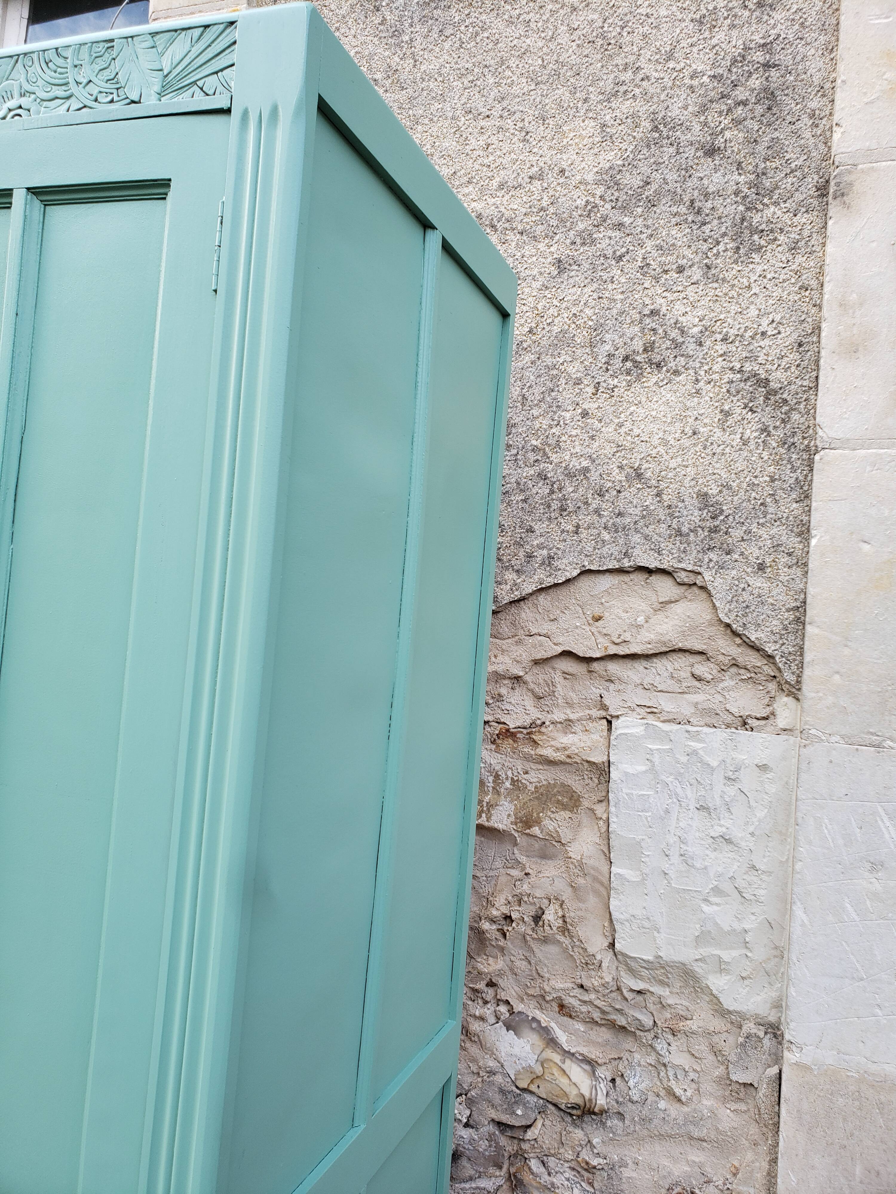 Parisian cabinet green deco art